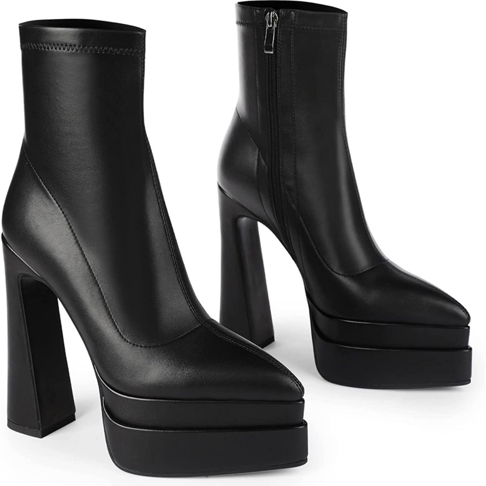 SEXY BLACK PLATFORM ANKLE BOOT 🔥🔥NIB